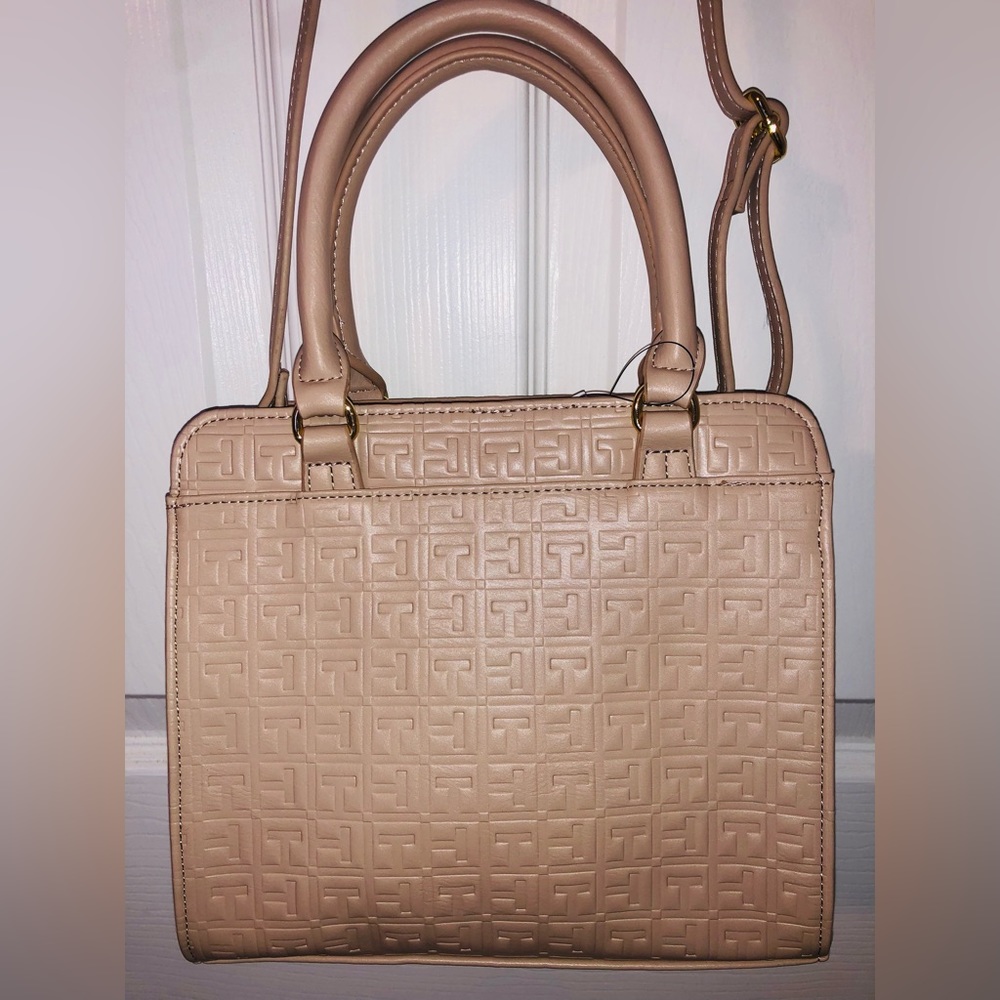 Tommy Hilfiger purse - Picture 6 of 6